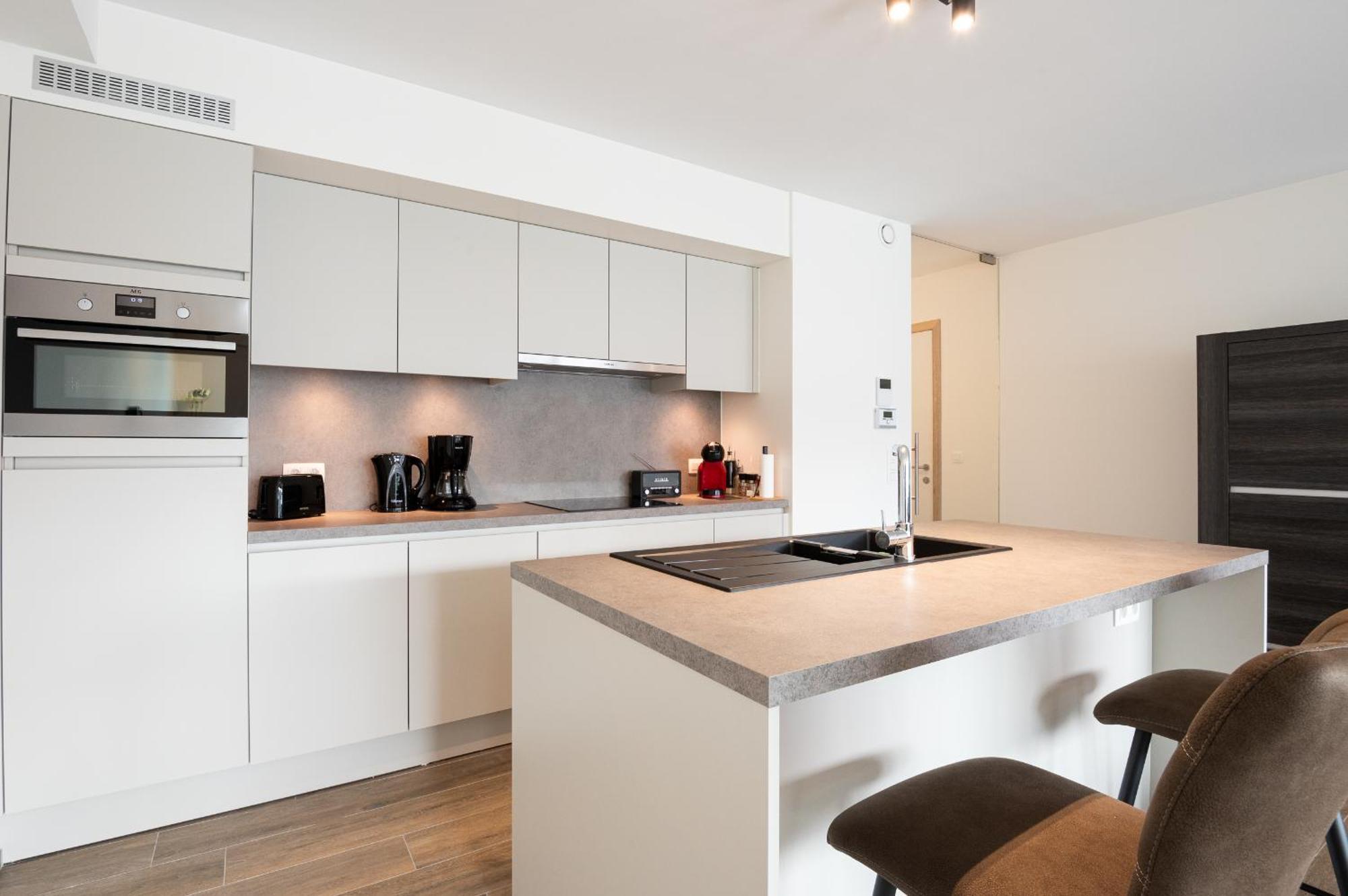 Wonderful New Apartment Close To The Beach Oostende Eksteriør billede